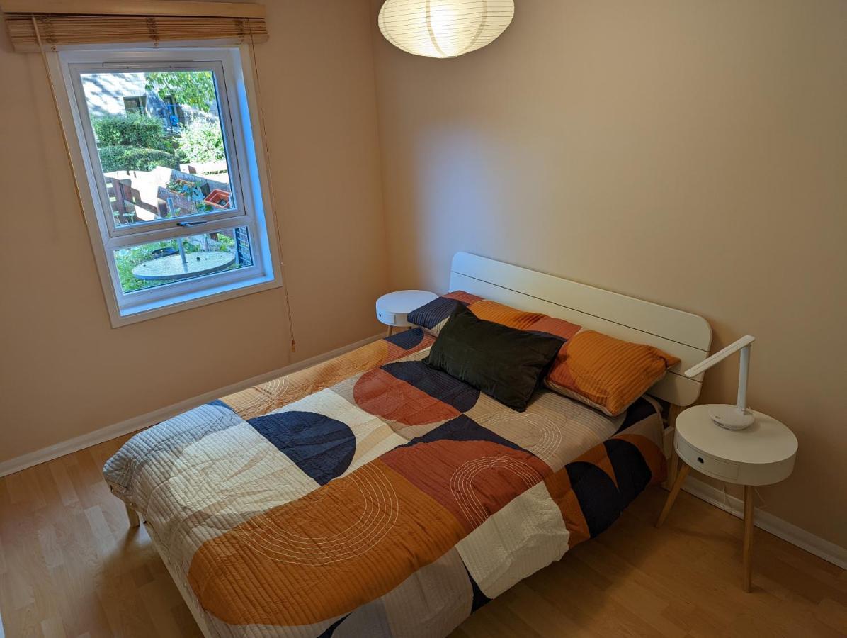 Family Friendly Central Garden Flat EDI Exterior photo